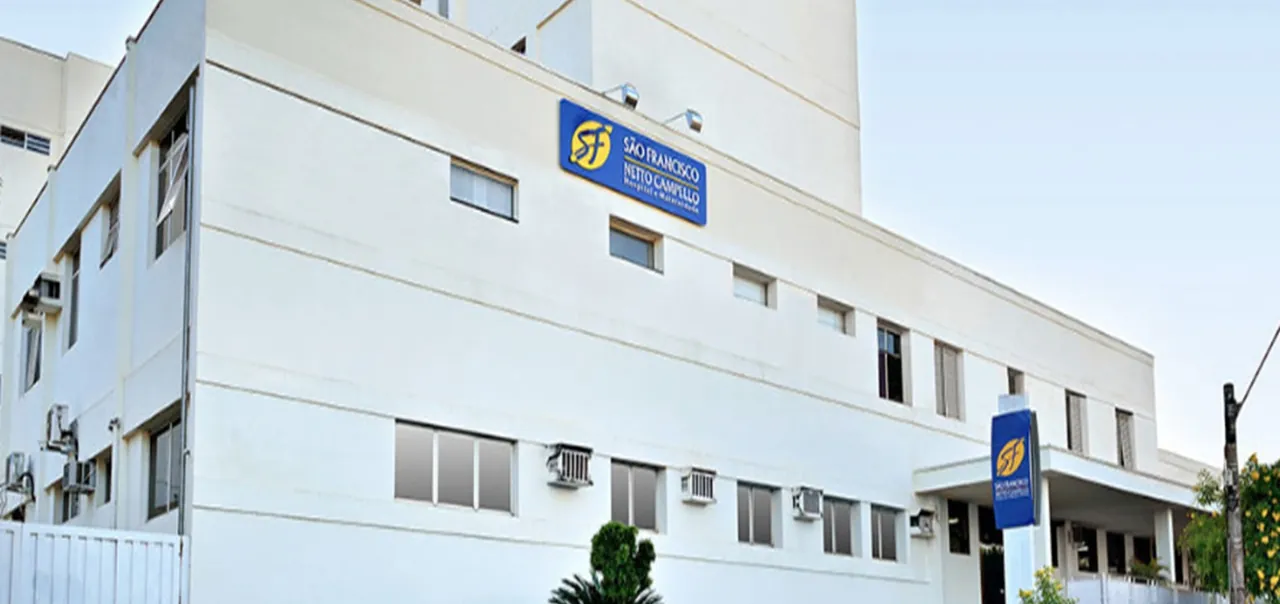 Fachada do Hospital Netto Campello, na região central de Sertãozinho, com pronto-socorro 24h e maternidade da rede Hapvida